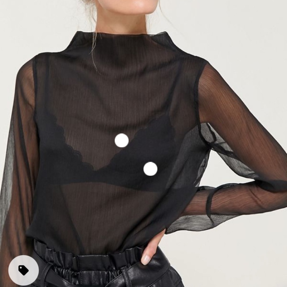 ***ISO*** this top from urban outfitters!